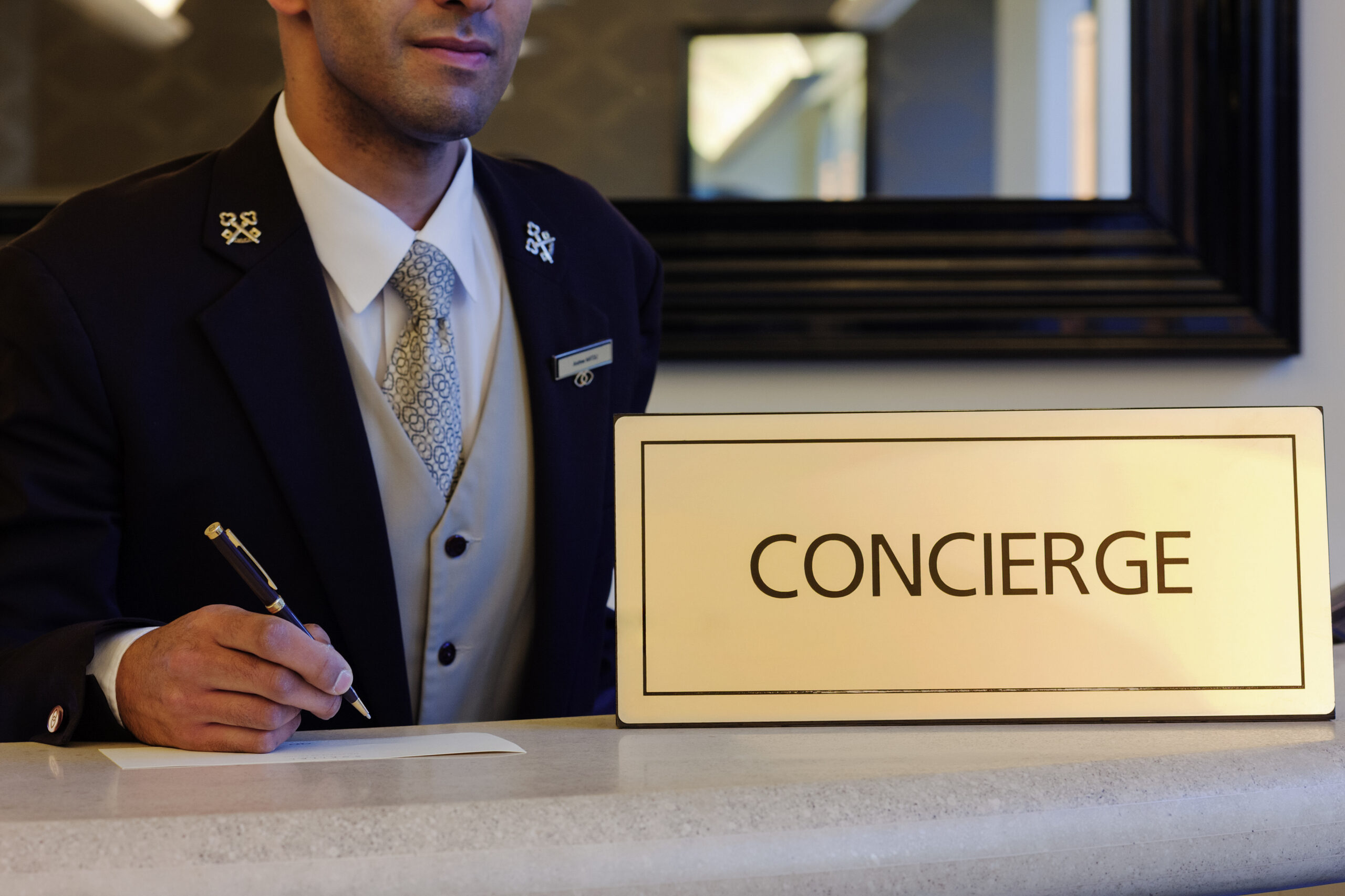 condo-concierge-scaled